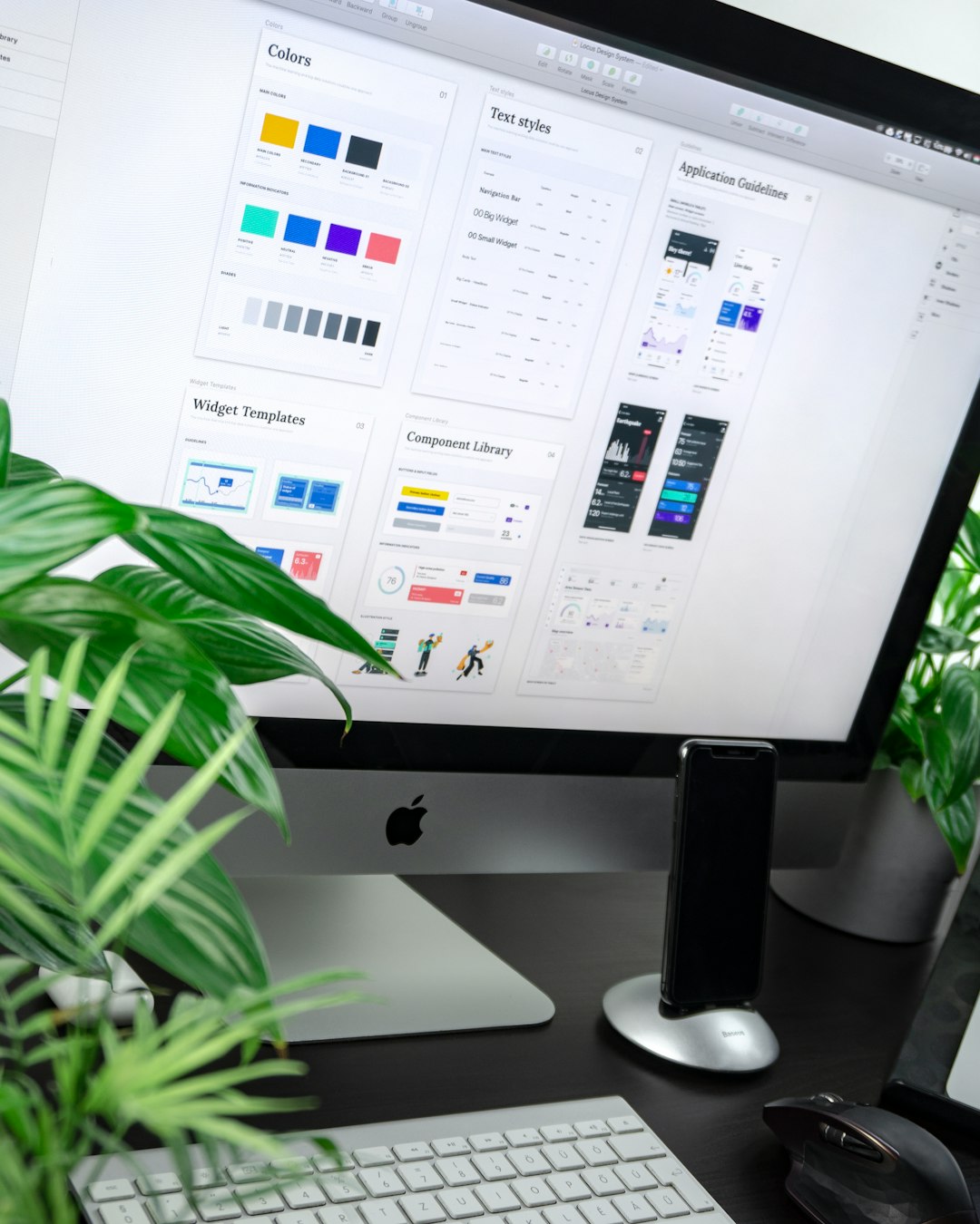 creative-01 silver-imac-displaying-color-gradient-x335izxxfc
